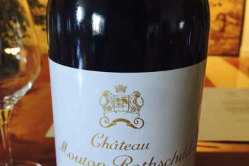 Mouton Rothschild 2016正莊酒比較內斂，具陳年潛力。